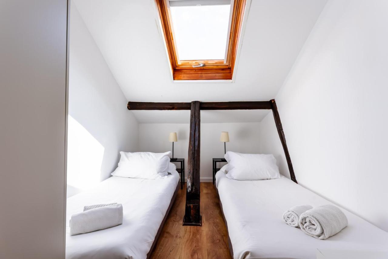 Cozy 3 Bedroom Apt In Lively Bairro Alto Lisboa Eksteriør billede