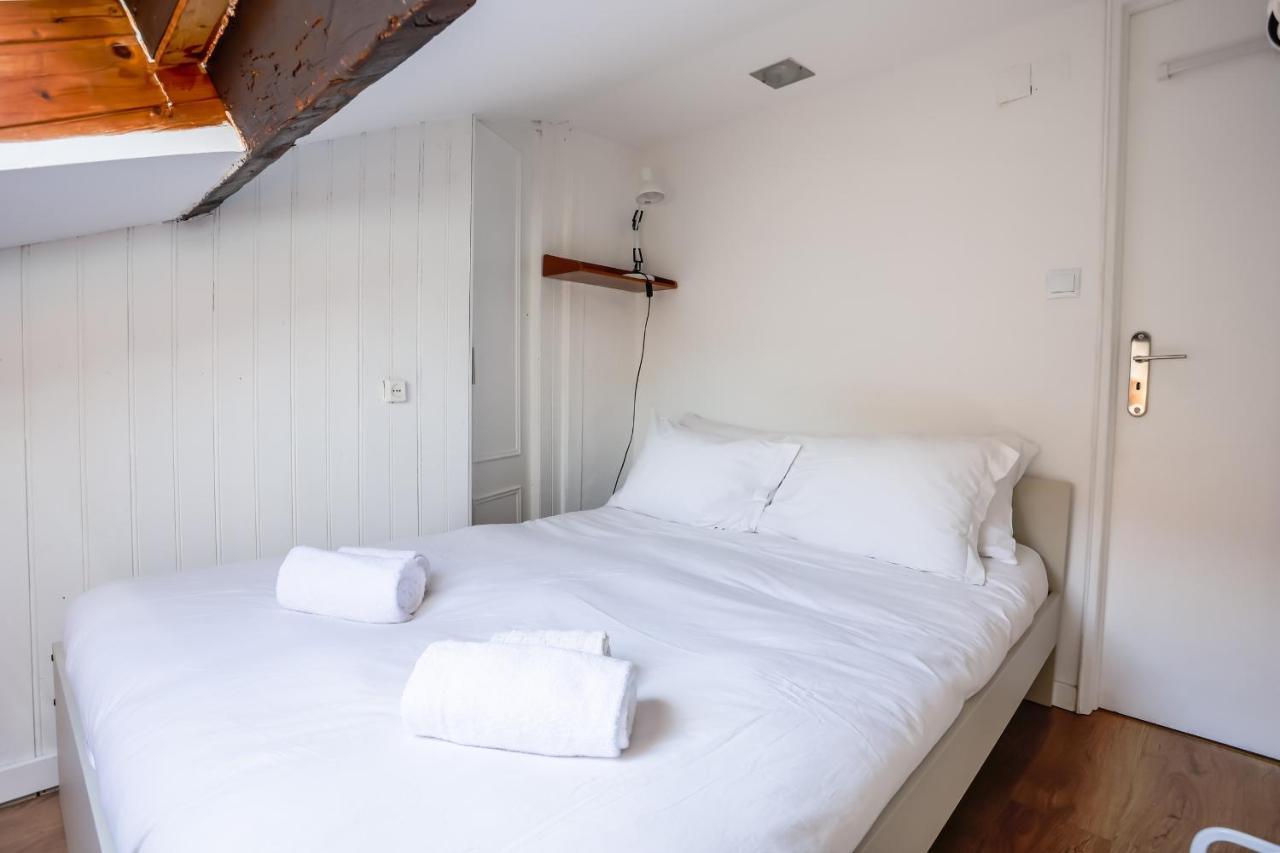 Cozy 3 Bedroom Apt In Lively Bairro Alto Lisboa Eksteriør billede