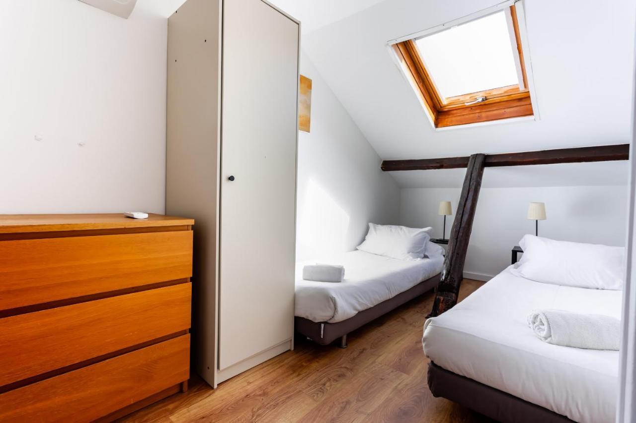 Cozy 3 Bedroom Apt In Lively Bairro Alto Lisboa Eksteriør billede