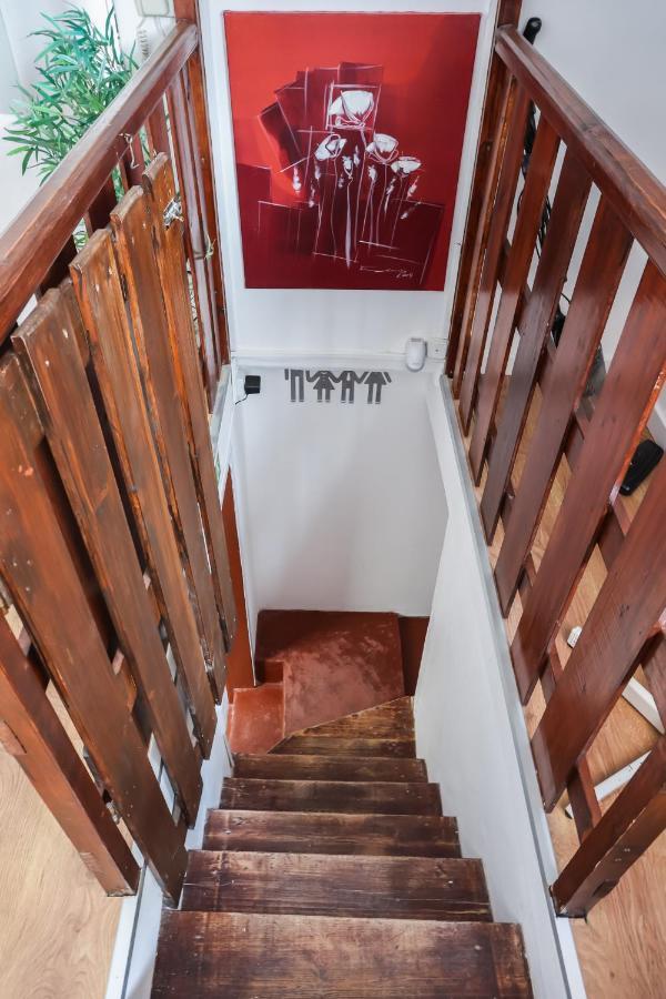 Cozy 3 Bedroom Apt In Lively Bairro Alto Lisboa Eksteriør billede
