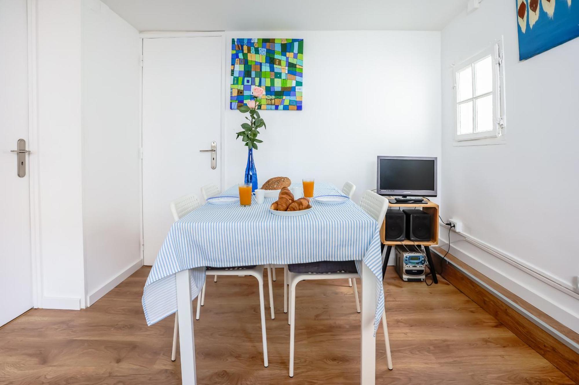 Cozy 3 Bedroom Apt In Lively Bairro Alto Lisboa Eksteriør billede